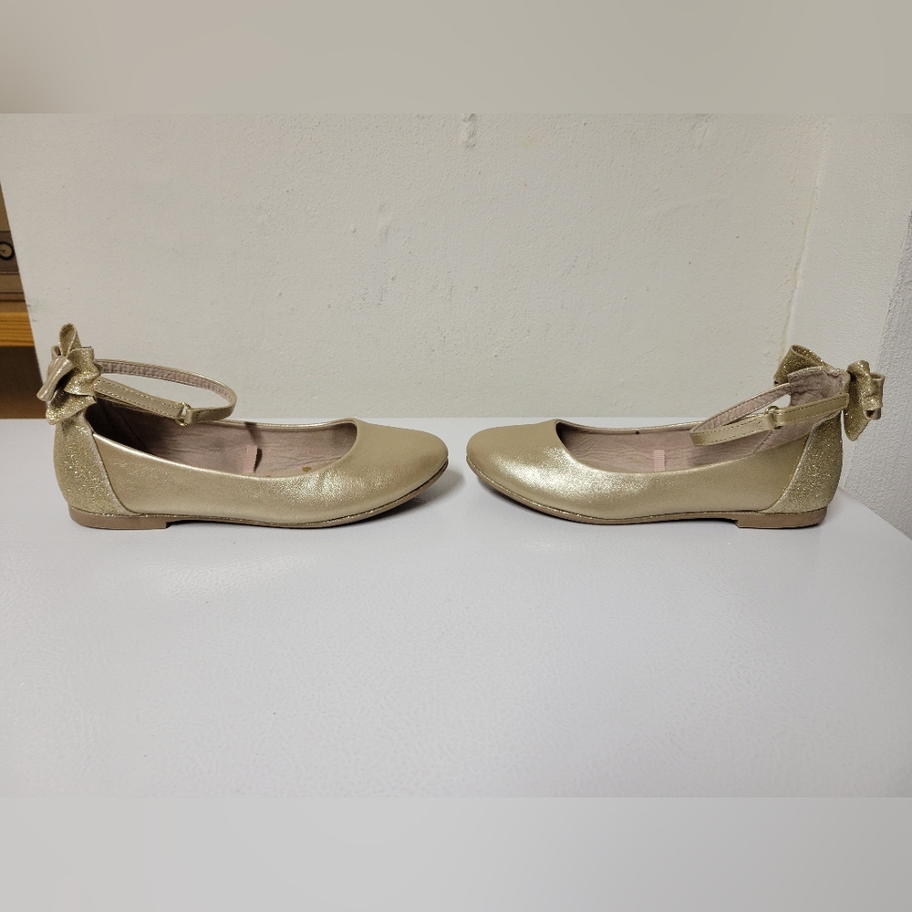 Girls Self Esteem Size 4 Gold Ballet Flats with Bow Accent - Picture 8 of 11